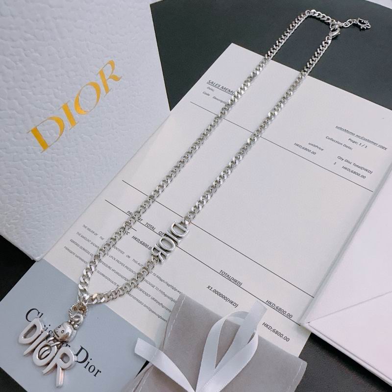Dior Necklace 08yxs05